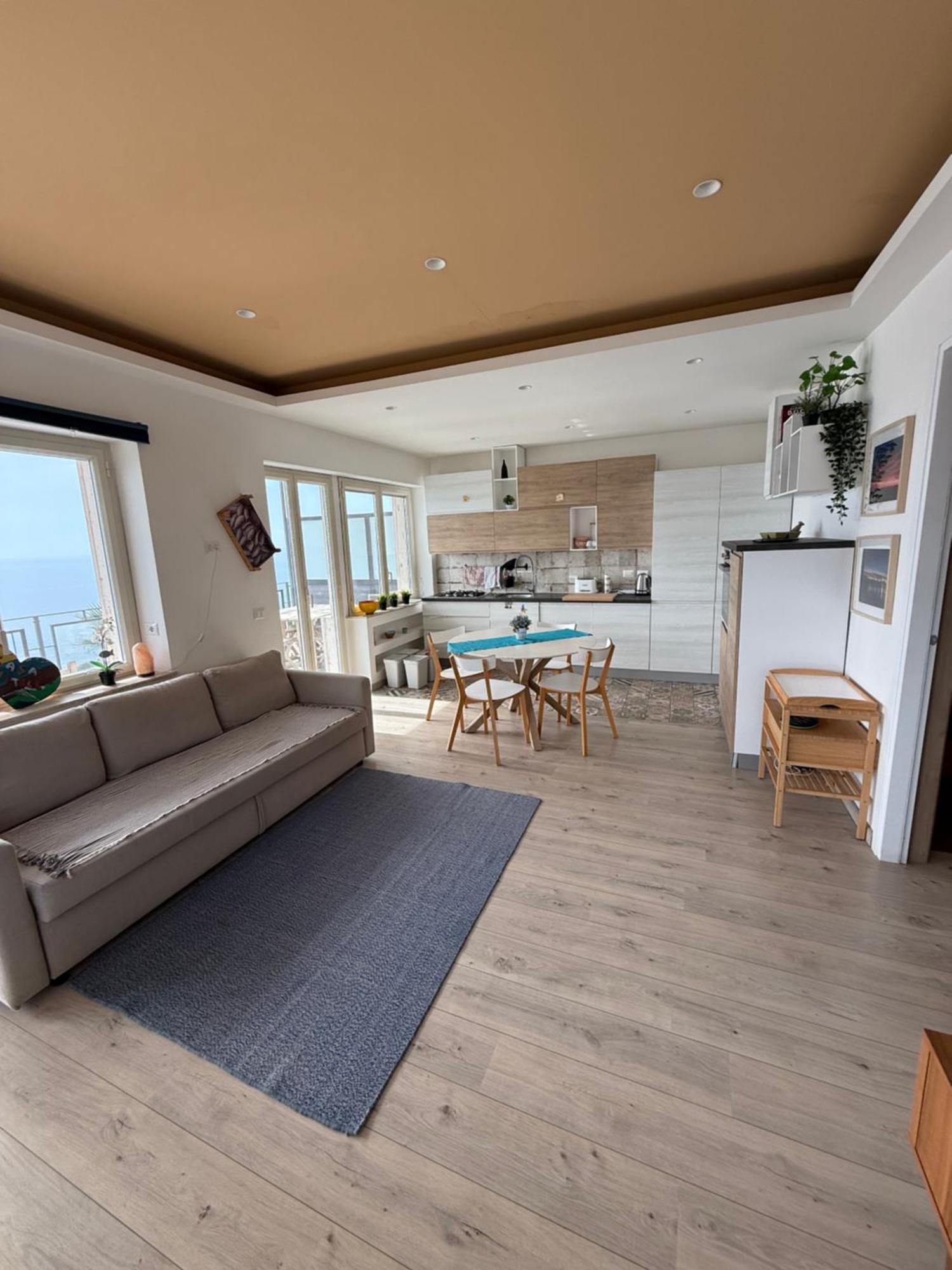 Casa Vitale Aci Castello Eksteriør billede